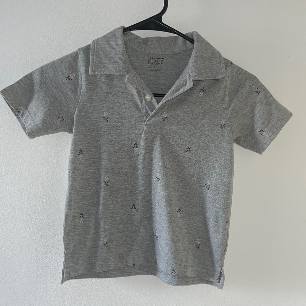 The Children’s Place 4T gray polo with pink pineapples
